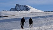 Equipos-rescate-Pico-Veleta_1633947160_148278442_1200x675.jpg