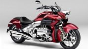 la-batimoto-em-honda-tiene-una-nueva-valkyrie-rune-para-2020.jpg